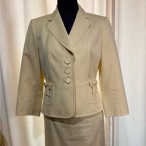 Tahari Yellow Women's Suit